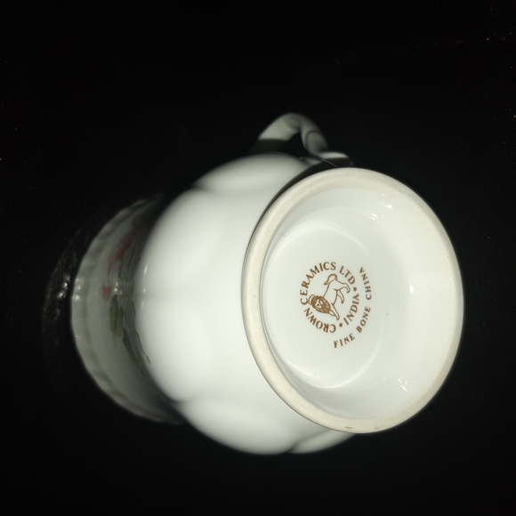 Vintage Crown Ceramics LTD India Fine Bone China Floral Blossom Teacup Mug - Picture 3 of 3